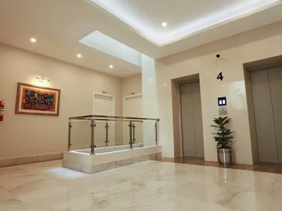 1941Sqft 3 Bedroom Apartment for Sale – One Piccadilly Gulberg Greens - Interior / Exterior Photo 3