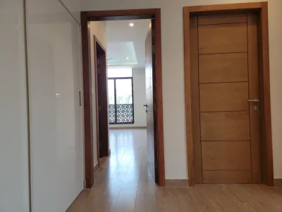 1495 Sqft 2 Bedroom Flat Apartment For Sale In Piccadilly Courtyard Bahria Town Phase 7 - Interior / Exterior Photo 4